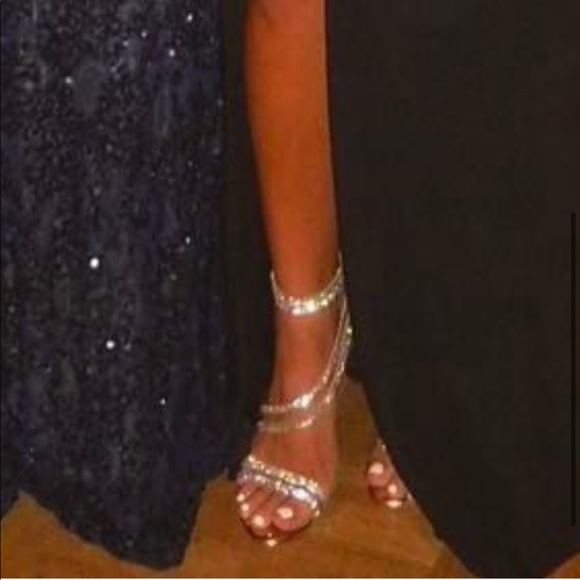 PERFECT CONDITION STEVE MADDEN SIZE 7.5 heels - Picture 5 of 5